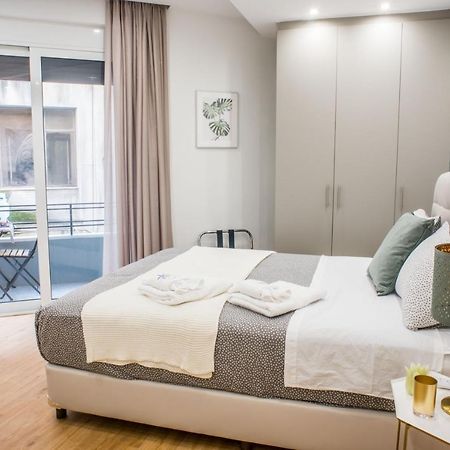 A24 Pristine & Sunny Suite Near Plaka & Parthenon Athens Ngoại thất bức ảnh