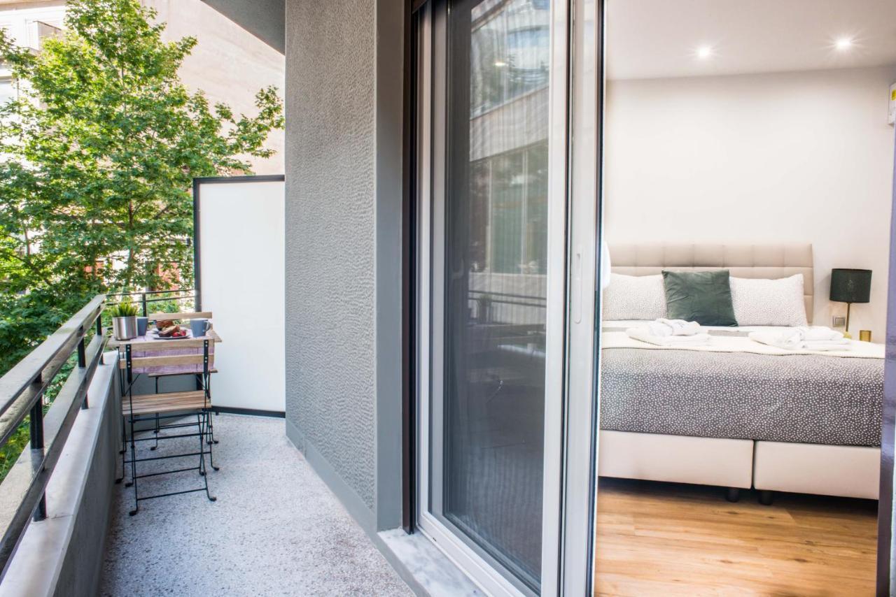 A24 Pristine & Sunny Suite Near Plaka & Parthenon Athens Ngoại thất bức ảnh